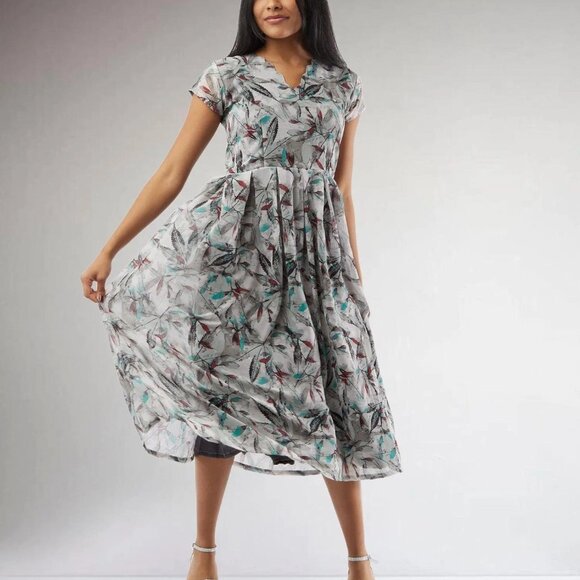 Grey Printed Chiffon Knee-Length Dress | Muvvas Boutique - Picture 3 of 5